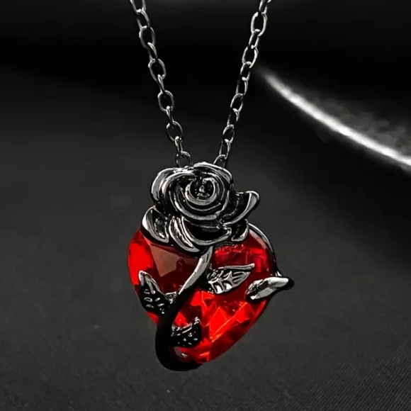 NEW UNISEX RED HEART NLACK ROSE AND CHAIN NECKLACE! ☆☆3 FOR $25☆☆ - Picture 5 of 5